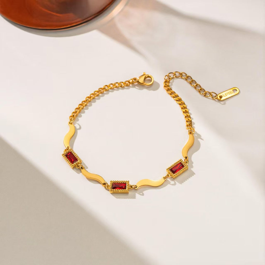 Nova charm bracelet