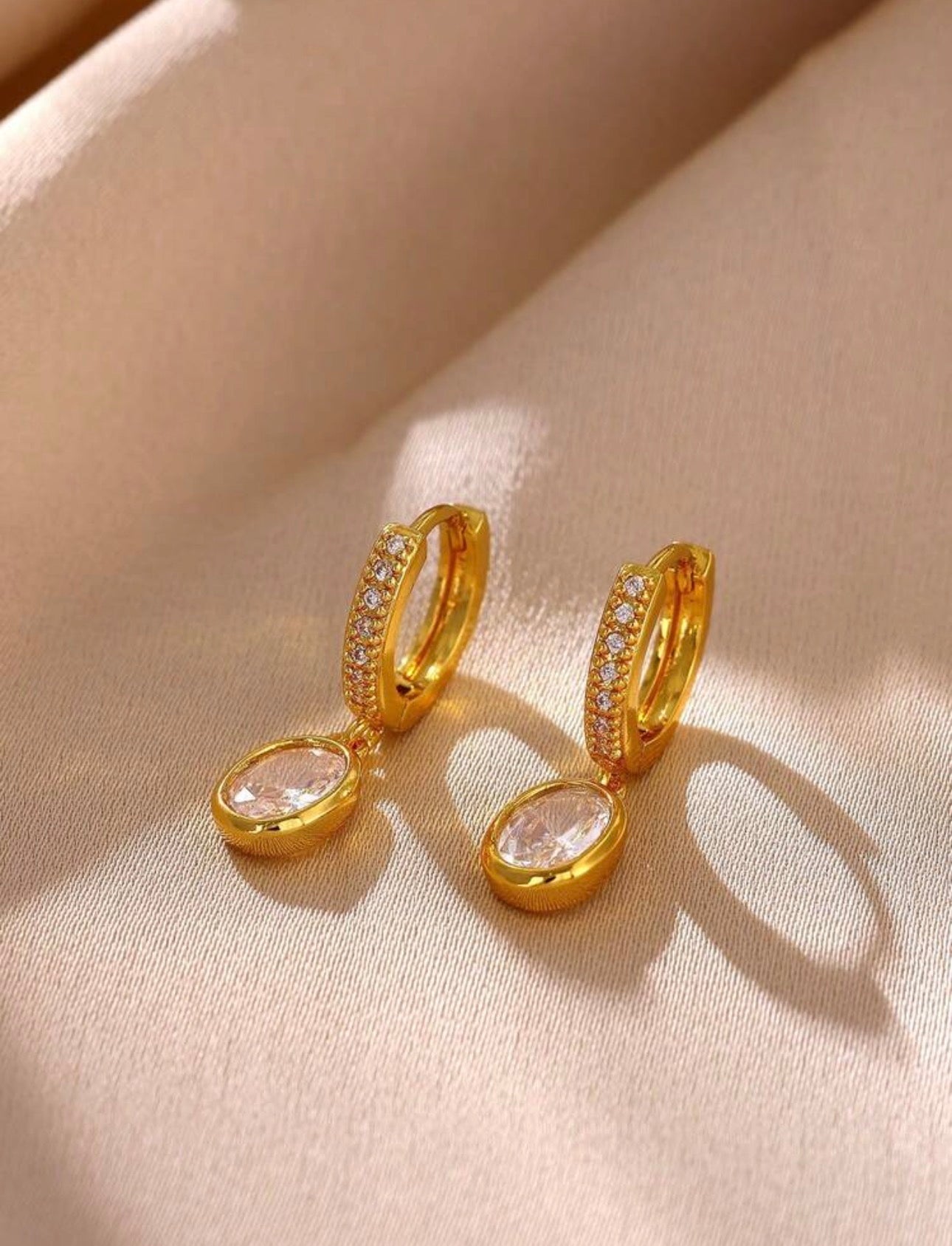 Drop earrings
