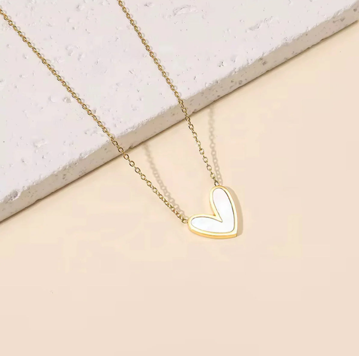 Everheart necklace