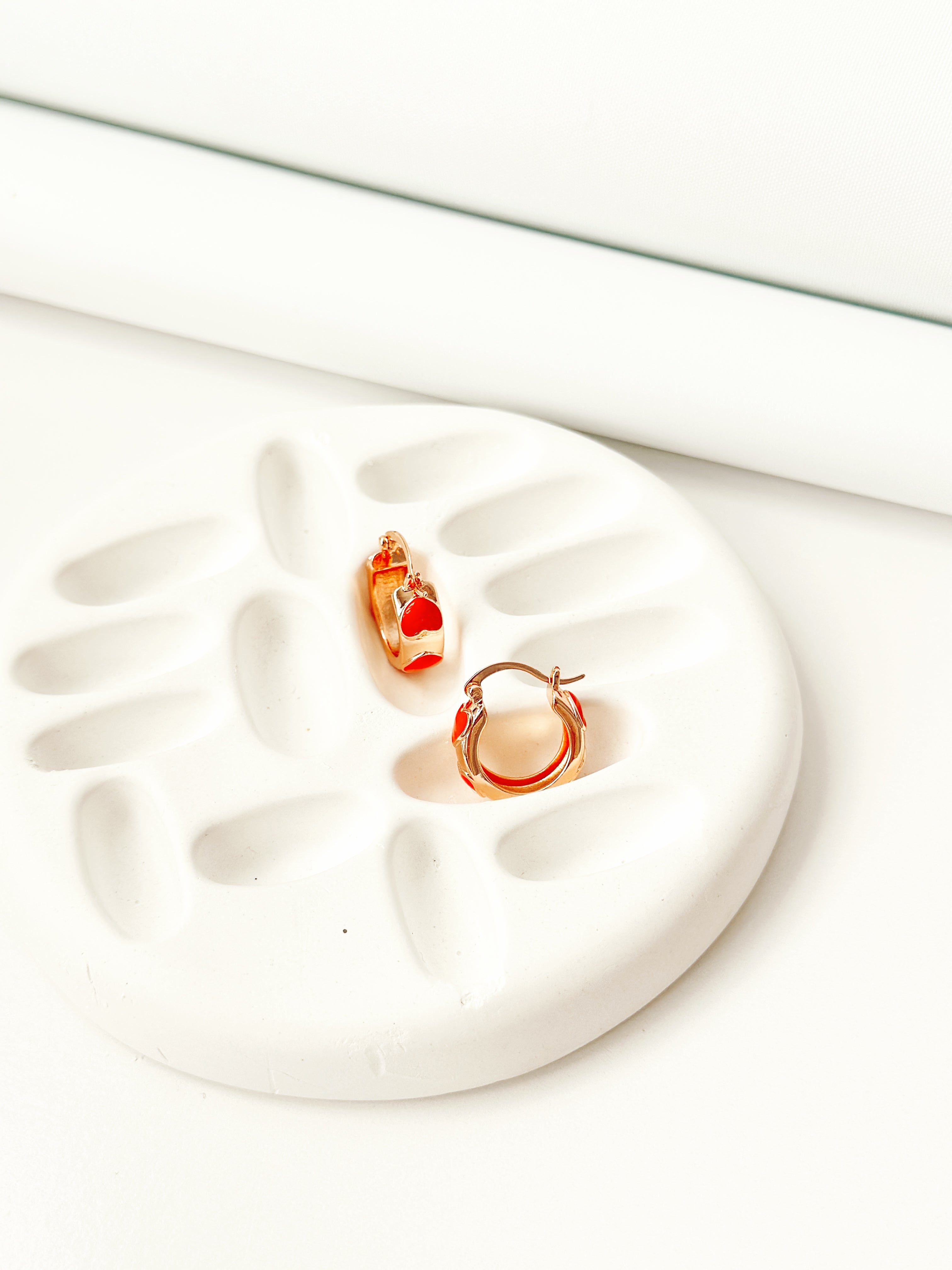 Sweetheart Enamel Hoops